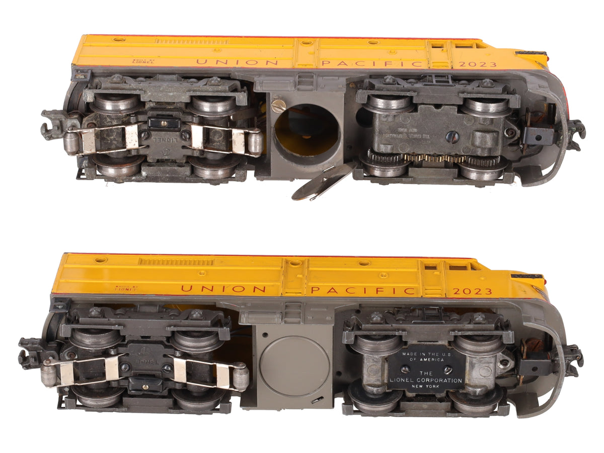Lionel 2023 Vintage O Gauge Union Pacific Alco AA Diesel Locomotive Set VG