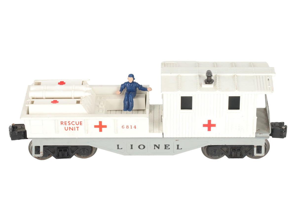 Lionel 6814 Vintage O Gauge Postwar First Aid Medical Caboose with Accessories VG