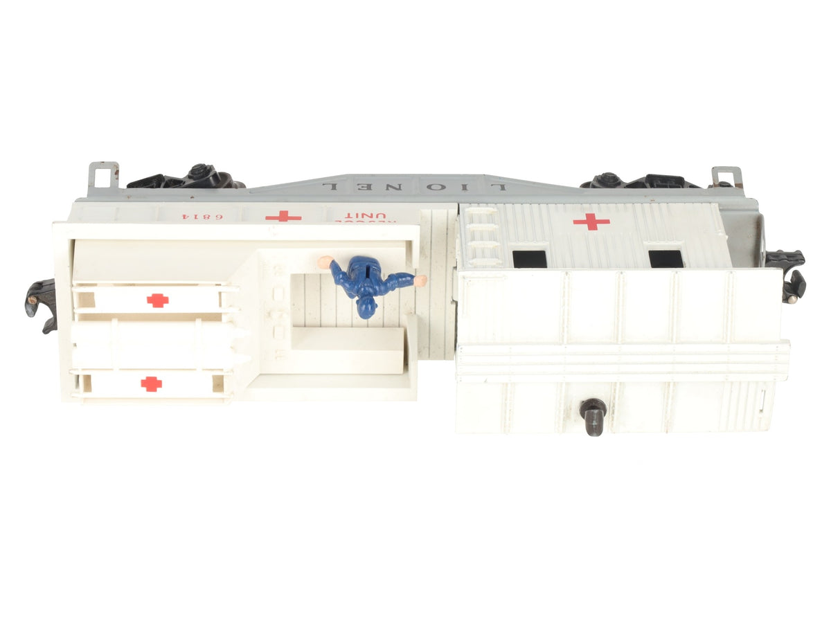 Lionel 6814 Vintage O Gauge Postwar First Aid Medical Caboose with Accessories VG