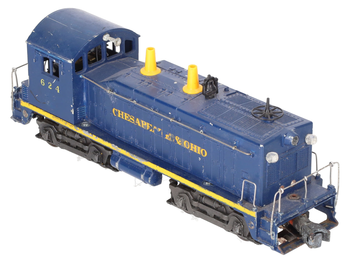 Lionel 624 Vintage O Chesapeake & Ohio NW-2 Powered Diesel Locomotive