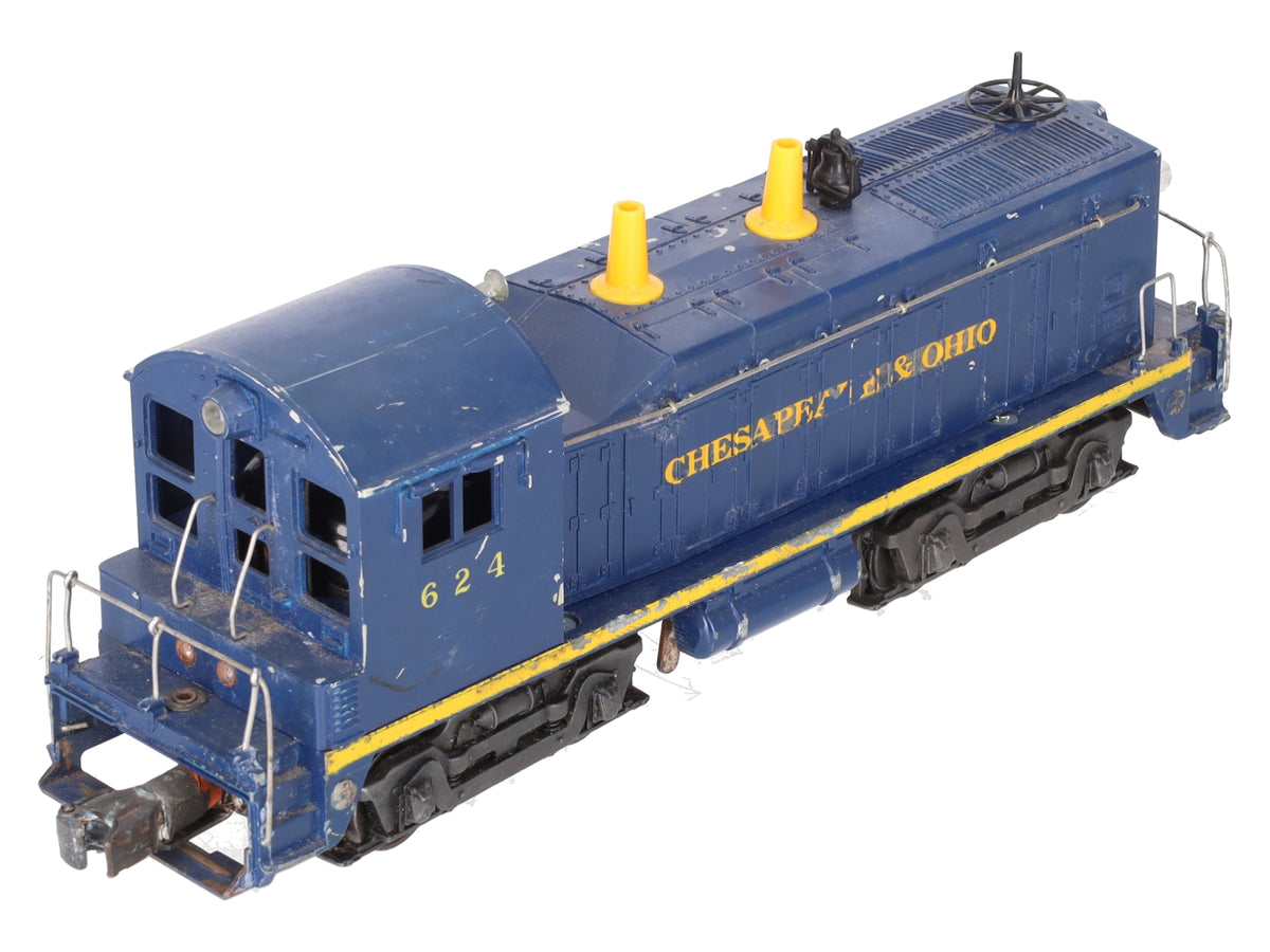 Lionel 624 Vintage O Chesapeake & Ohio NW-2 Powered Diesel Locomotive