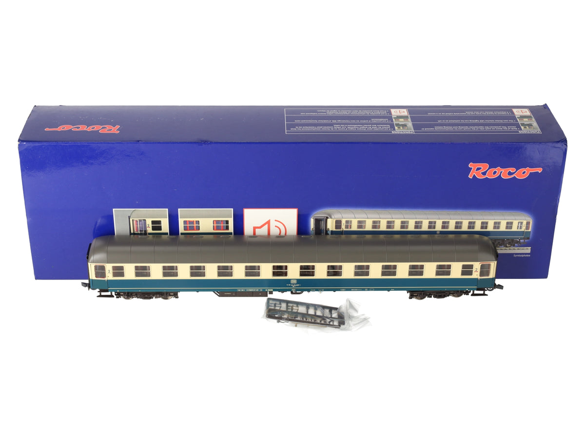 Roco 45878 HO Scale DB Second Class Express Passenger Coach Car w/Sound NIB