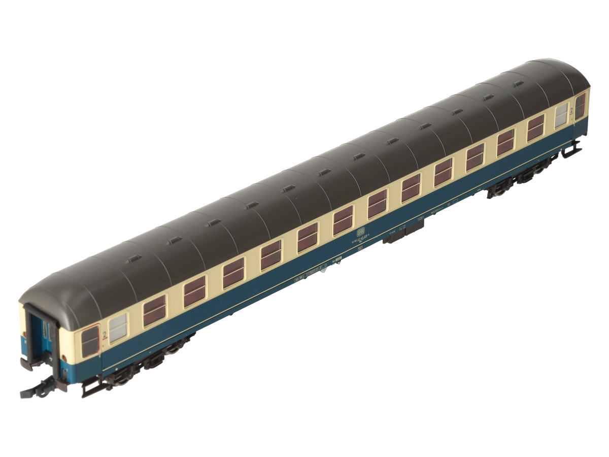 Roco 45878 HO Scale DB Second Class Express Passenger Coach Car w/Sound NIB