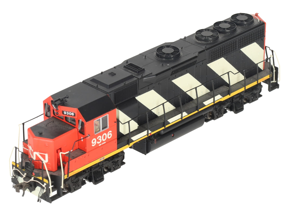 Atlas 10000136 HO Canadian National GP-40 Low Nose Locomotive #9306 VG/Box