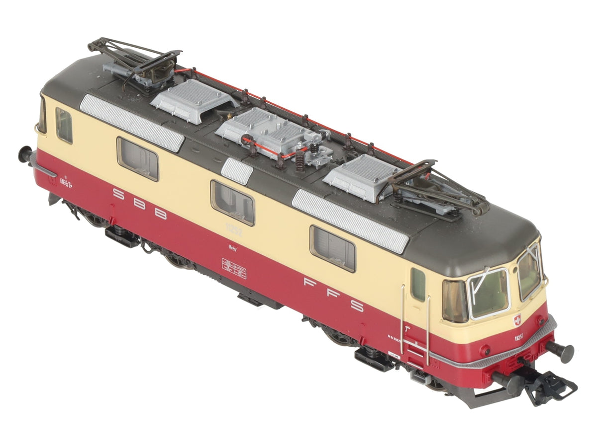 Trix 22844 HO Scale SBB cl 4/4 II Electric Locomotive #11252 w/ DCC LN