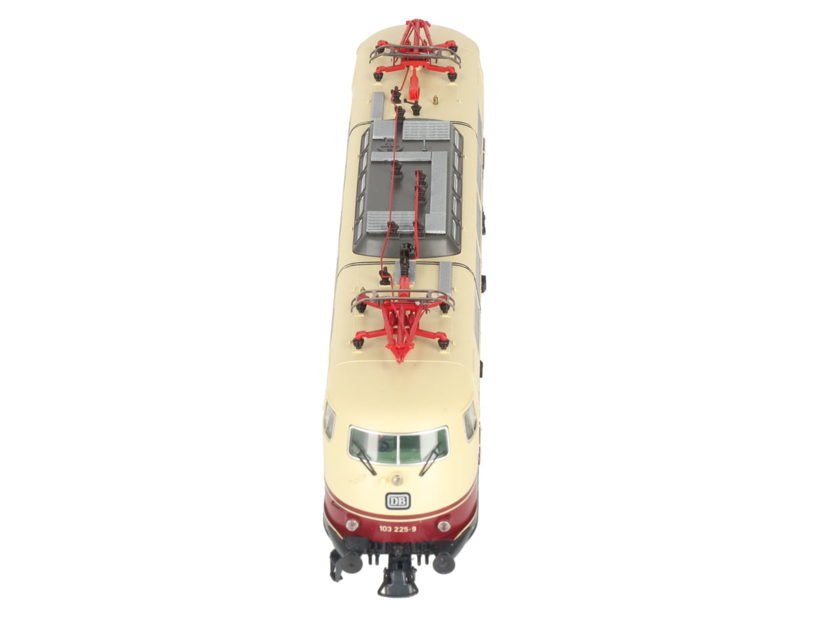 Roco 72307 HO Scale DB BR Electric Locomotive #103 225-9 w/DCC & Sound LN
