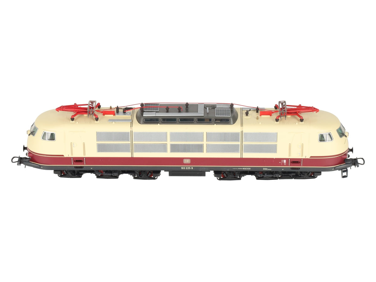 Roco 72307 HO Scale DB BR Electric Locomotive #103 225-9 w/DCC & Sound LN