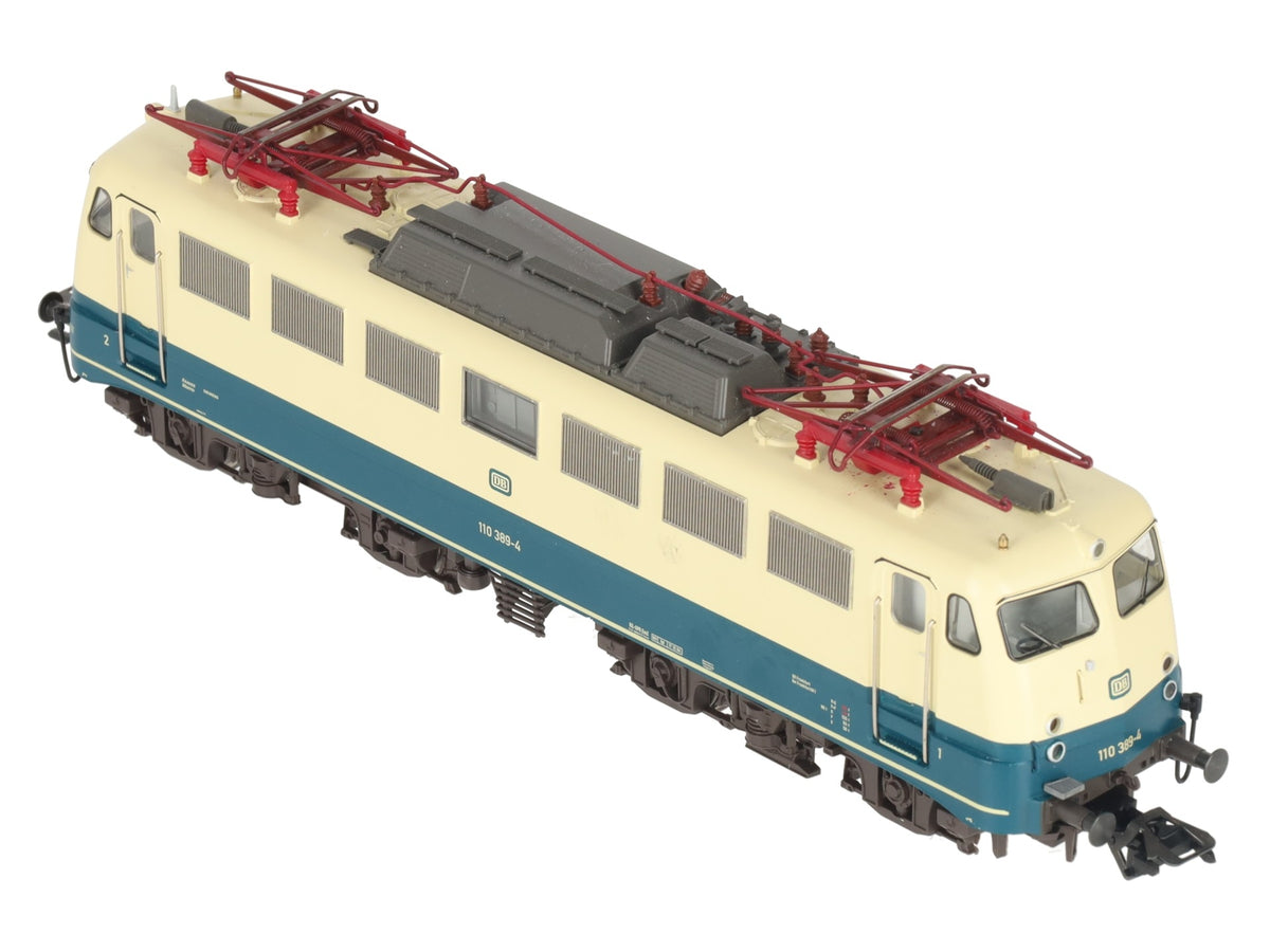 Trix 22825 HO Scale DB Electric Locomotive #110 389-4 w/ DCC LN