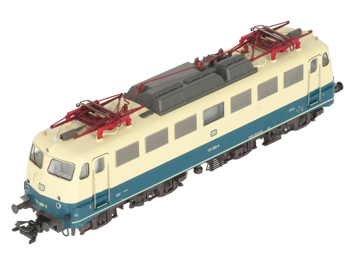 Trix 22825 HO Scale DB Electric Locomotive #110 389-4 w/ DCC LN