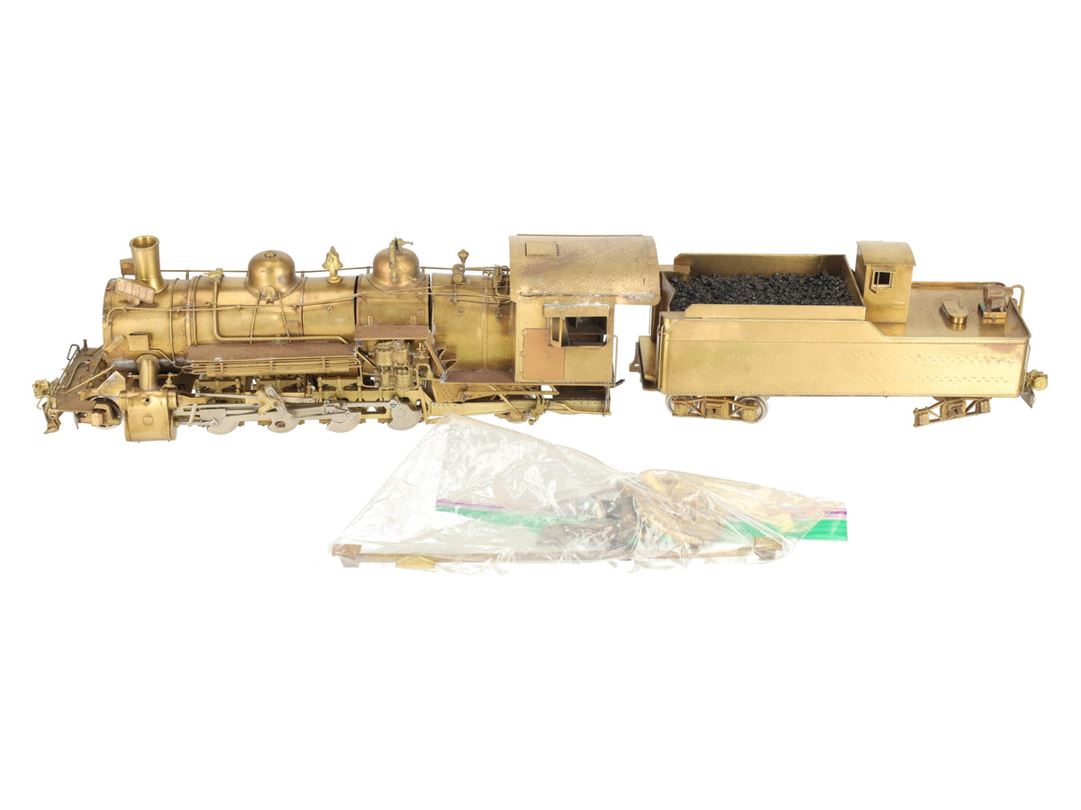 On3 2-8-2 Steam Locomotive w/ Tender - unpainted VG