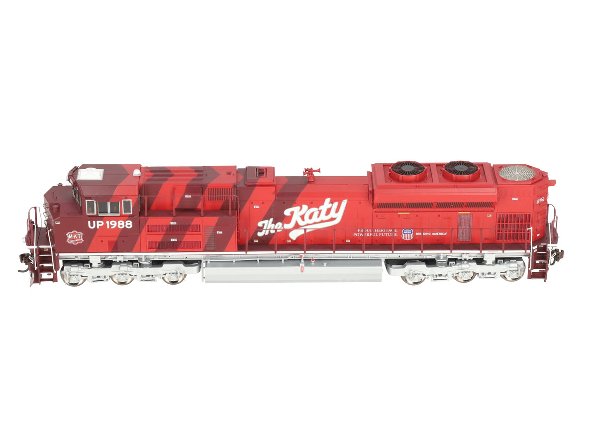 Athearn G68637 HO Union Pacific SD70ACe Diesel Locomotive #1988 w/DCC & Sound EX/Box