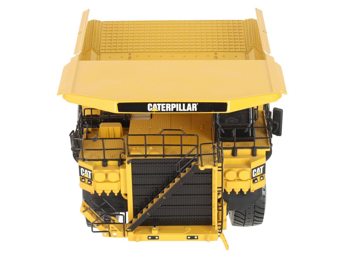 Norscot 55206 1:50 DieCast Caterpillar 797F Mining Truck Assembled EX/Box