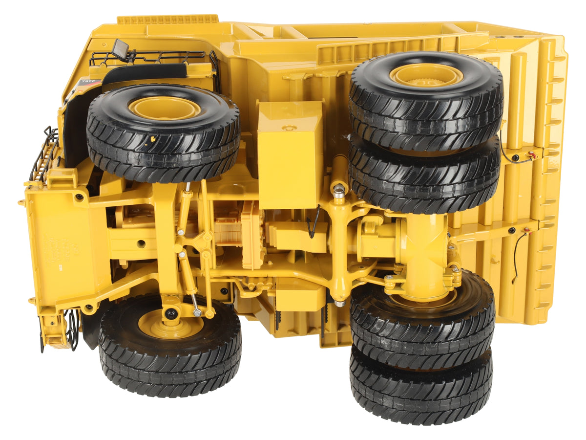 Norscot 55206 1:50 DieCast Caterpillar 797F Mining Truck Assembled EX/Box