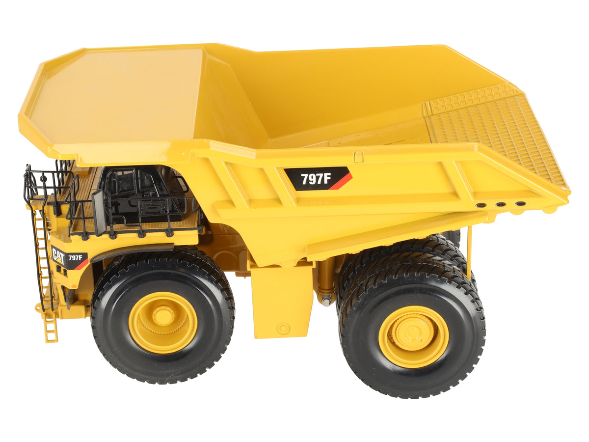 Norscot 55206 1:50 DieCast Caterpillar 797F Mining Truck Assembled EX/Box