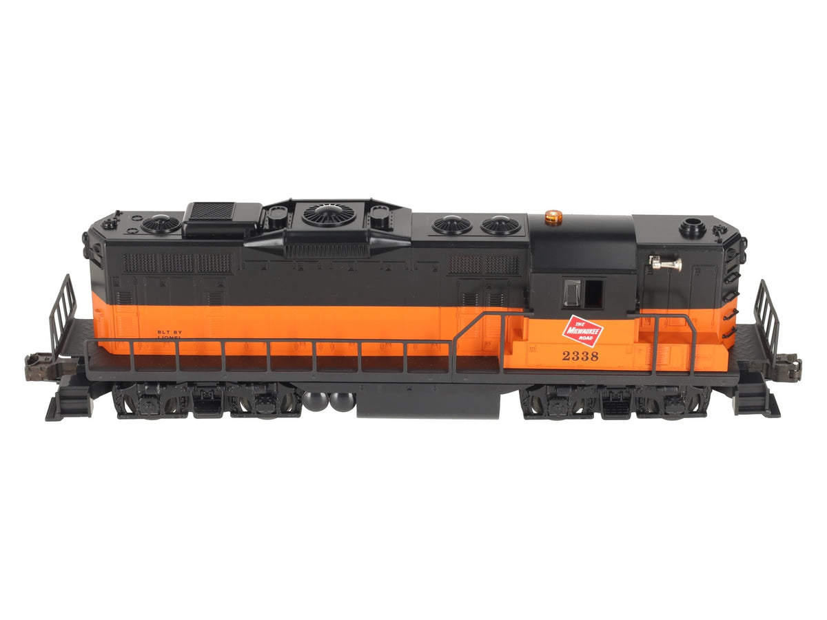 Lionel 6-18565 O Gauge Milwaukee Road GP-9 Diesel Locomotive w/TMCC #2338 EX/Box