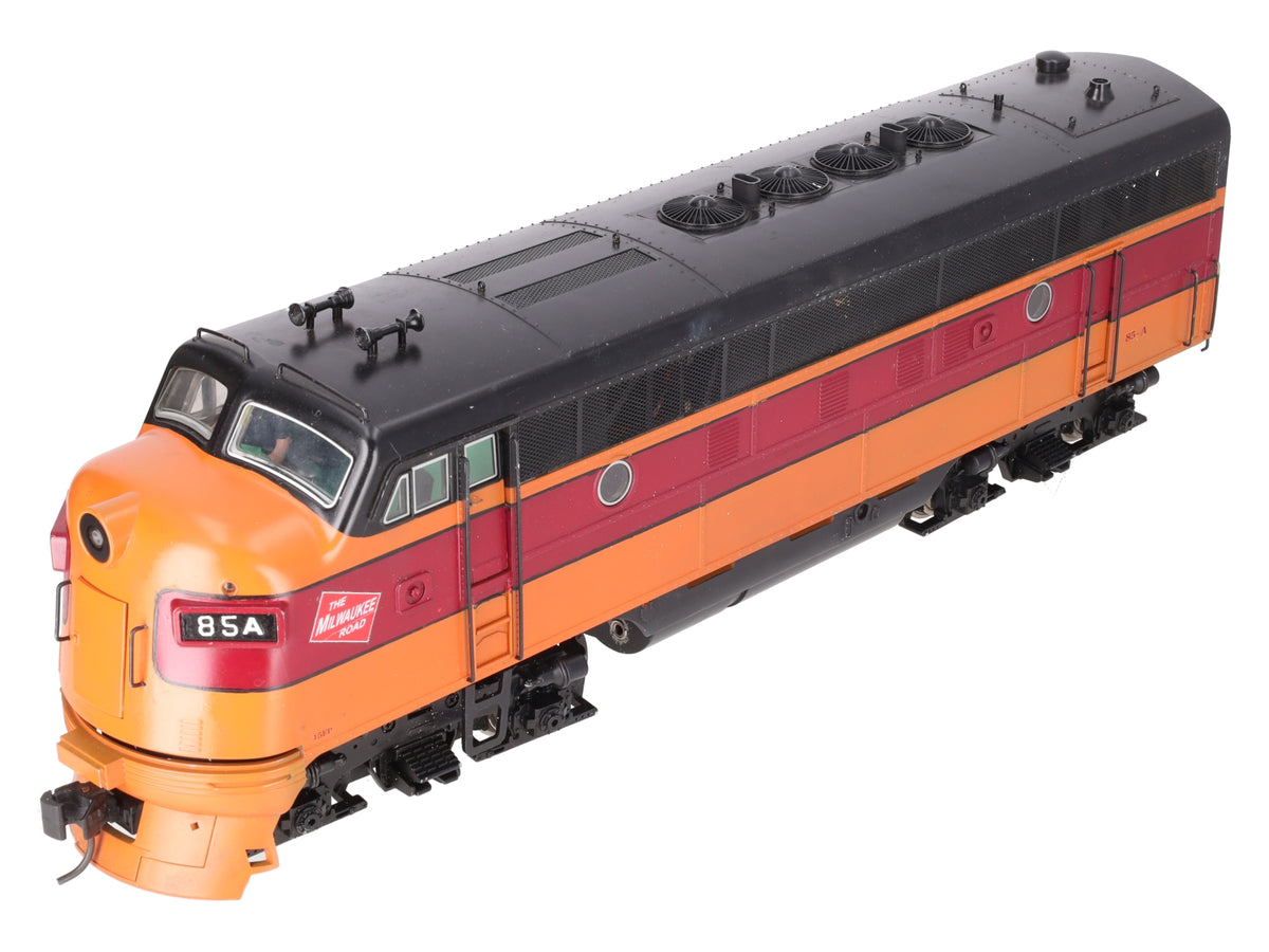 USA Trains G Scale MILW Powered Diesel Locomotive A Unit #85A VG