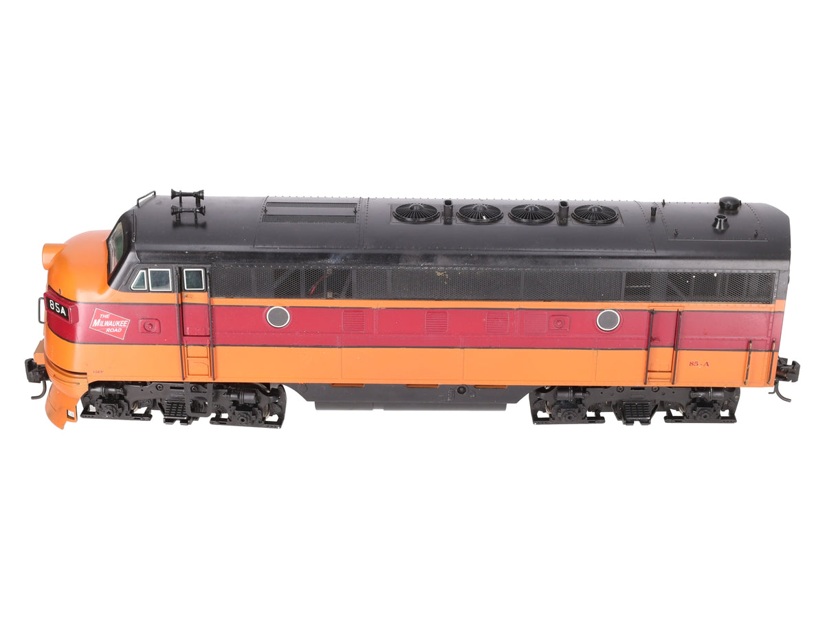 USA Trains G Scale MILW Powered Diesel Locomotive A Unit #85A VG