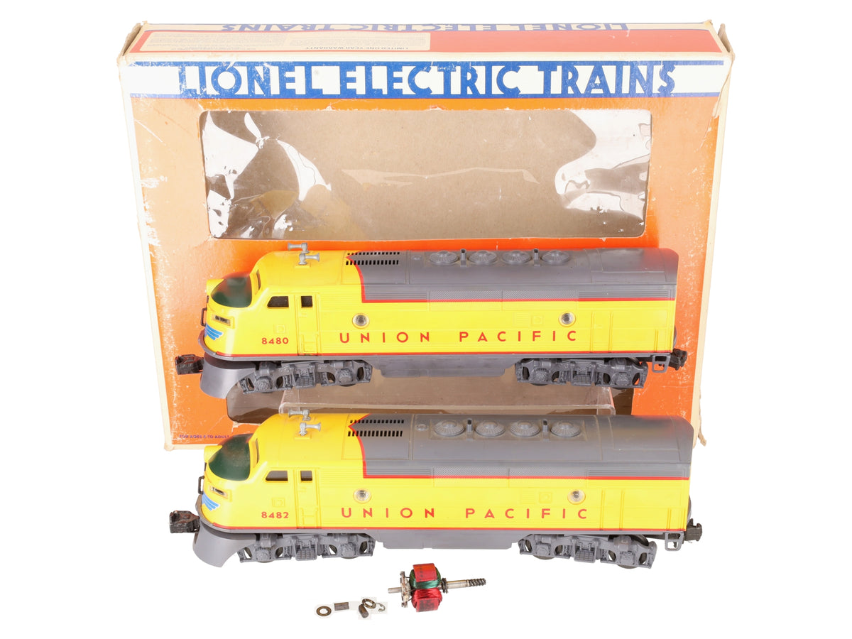 Lionel 6-8480 O Union Pacific Powered and Dummy F3 AA Diesel Set #8480/8482 VG/Box