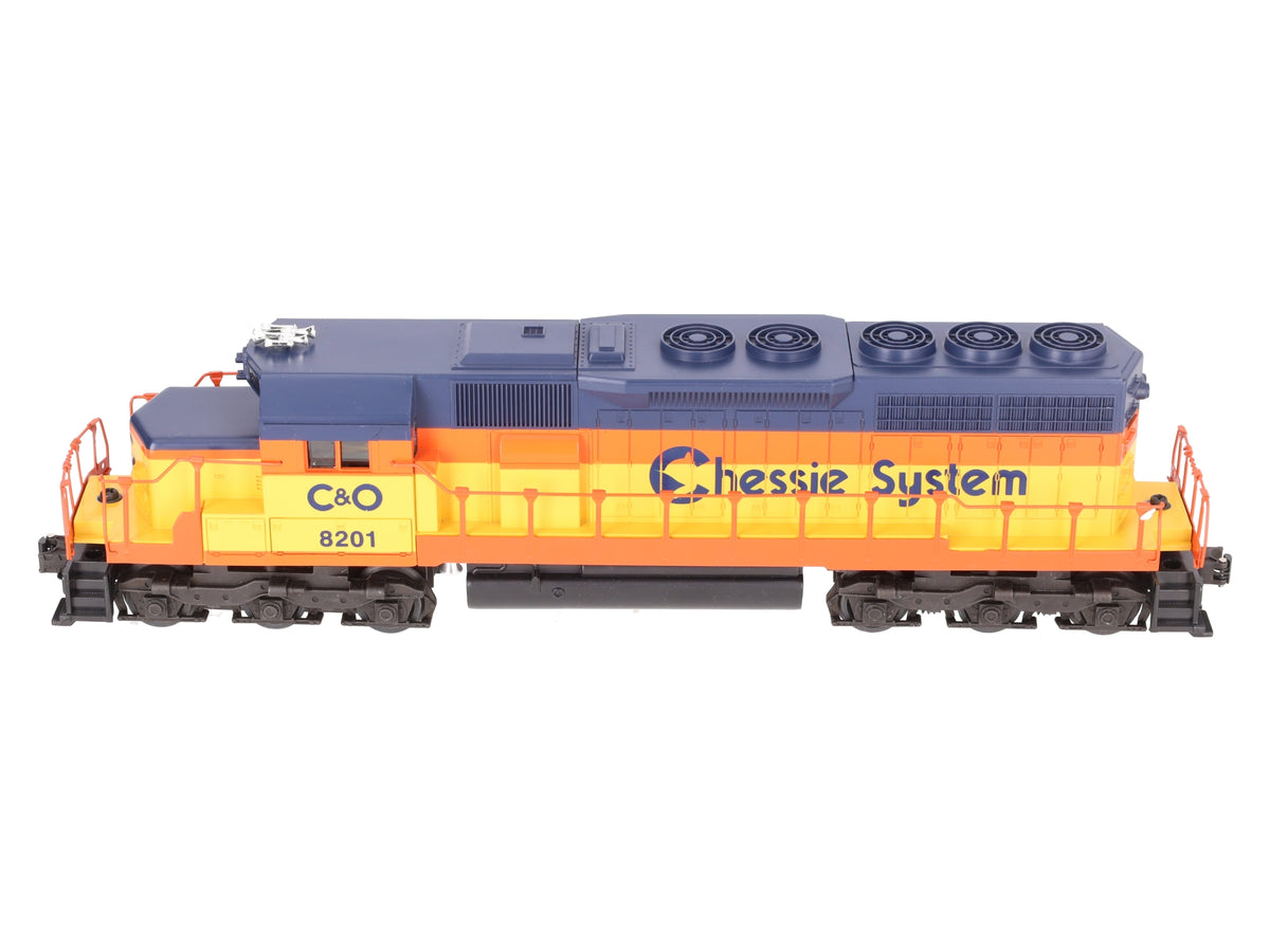 Lionel 6-18201 O Gauge C&O Chessie SD-40 Diesel Locomotive W/ Horn #8201 EX/Box