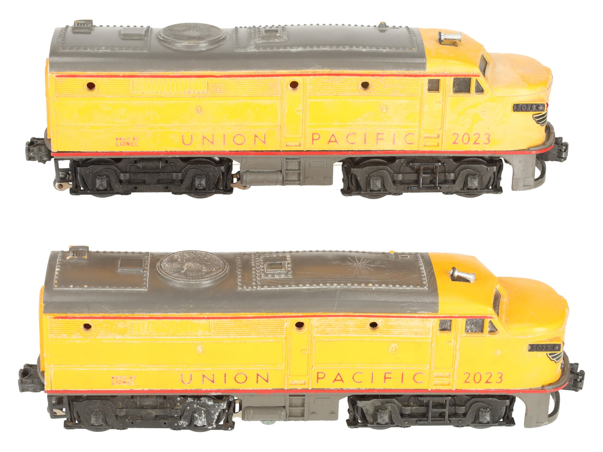 Lionel 2023 Vintage O Gauge Union Pacific Alco AA Diesel Locomotive Set