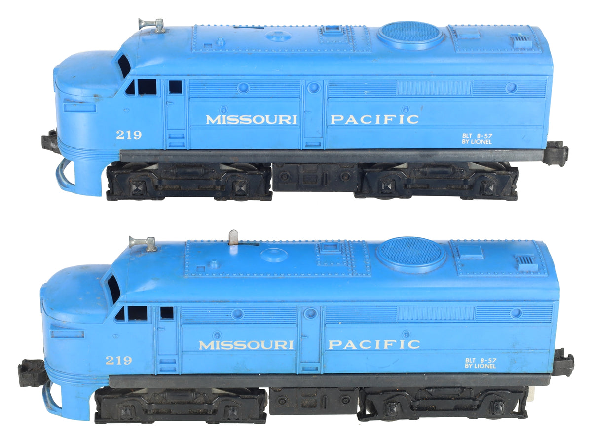 Lionel 219 Vintage O Missouri Pacific Alco AA Diesel Set VG