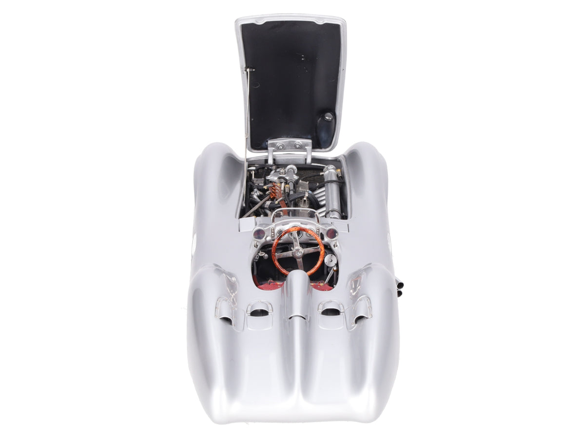 CMC M-044 1:18 Scale Mercedes-Benz W196R 54-55 Streamliner Body Diecast Model EX/Box