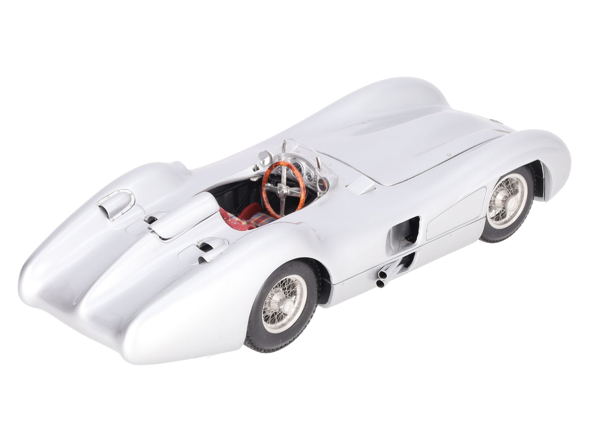 CMC M-044 1:18 Scale Mercedes-Benz W196R 54-55 Streamliner Body Diecast Model EX/Box