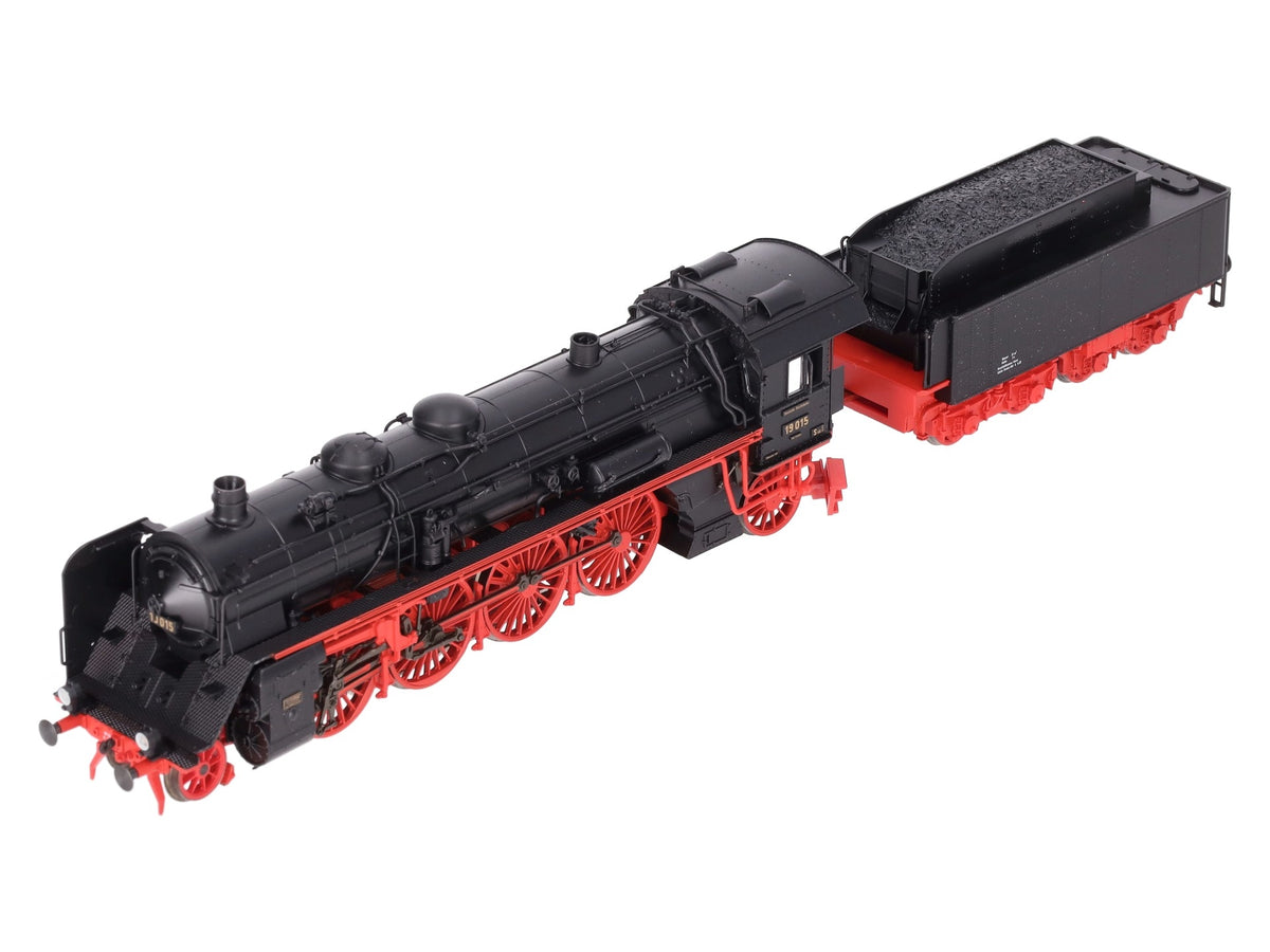 Gutzold 48330 HO Scale BR 19 2-8-2 Steam Locomotive w/ Tender #19015 EX/Box