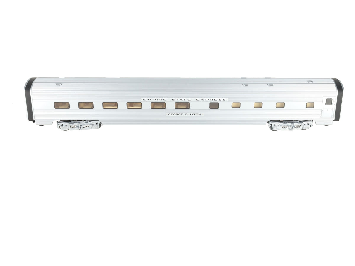 Lionel 6-82890 O Gauge NYC ESE 21" Streamlined with StationSounds Diner LN/Box