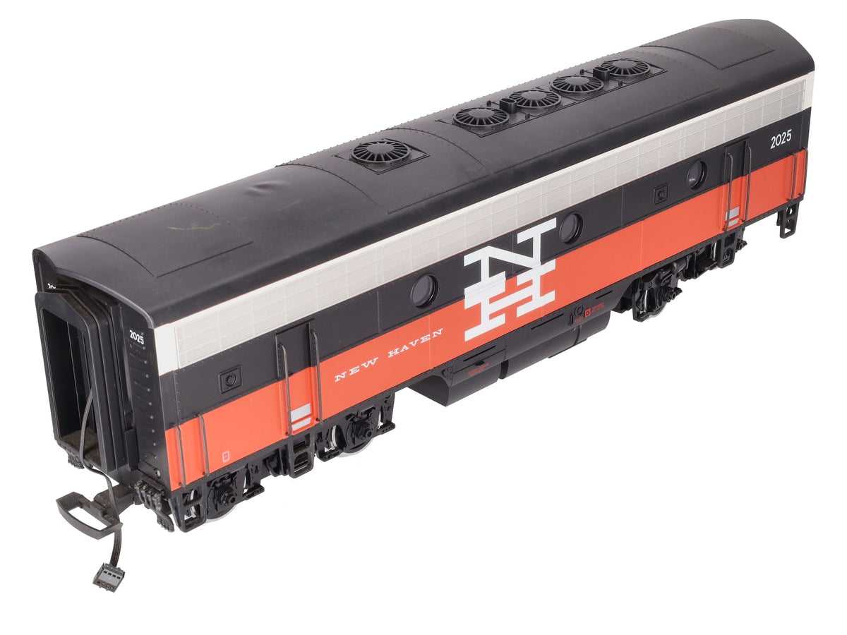 LGB 28582 G Scale New Haven F-7 B-Unit Non-Powered Diesel #2025 w/Sound EX/Box