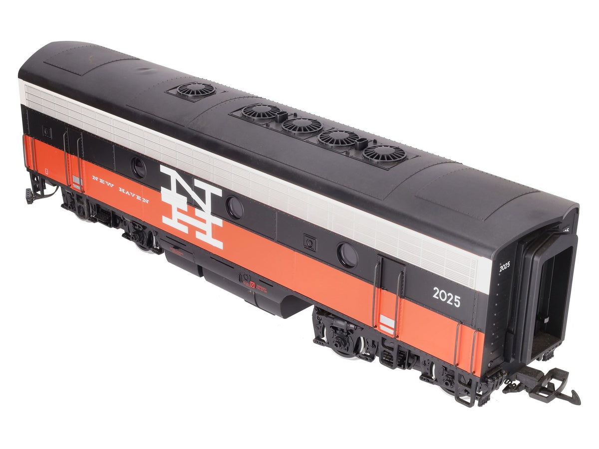 LGB 28582 G Scale New Haven F-7 B-Unit Non-Powered Diesel #2025 w/Sound EX/Box