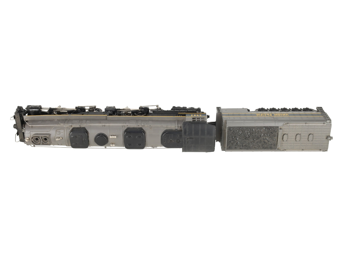 MTH RK-1107 O Gauge Union Pacific Steam Locomotive & Tender #3982 VG