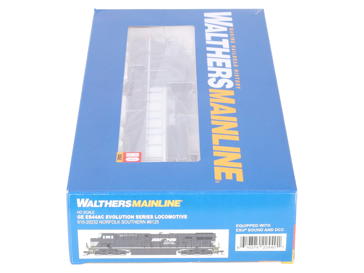 Walthers 910-20232 HO Scale NS GE ES44AC GEVO Diesel Locomotive #8125 -Sound/DCC EX/Box