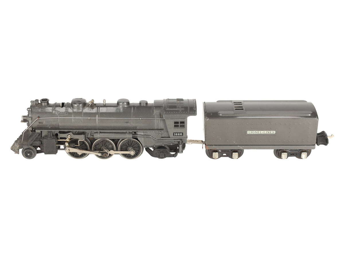 Lionel 1666E Vintage O Gauge Gray 2-6-2 Steam Locomotive with Tender EX
