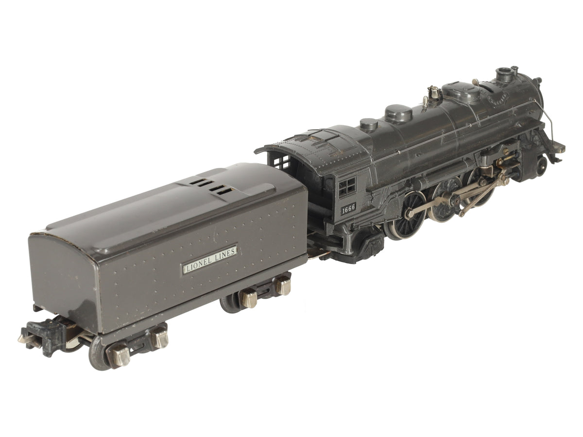Lionel 1666E Vintage O Gauge Gray 2-6-2 Steam Locomotive with Tender EX
