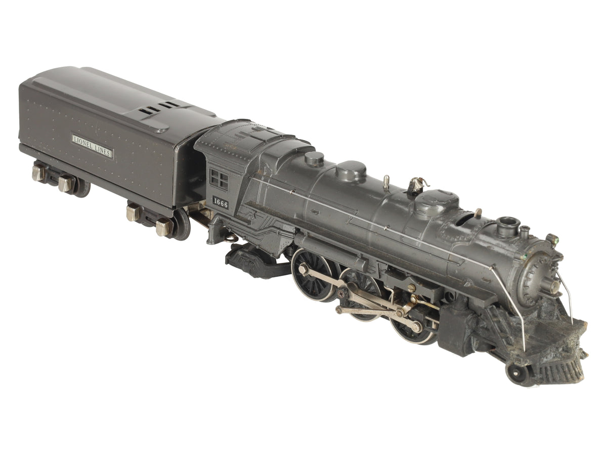 Lionel 1666E Vintage O Gauge Gray 2-6-2 Steam Locomotive with Tender EX