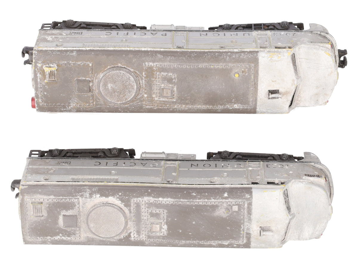 Lionel 2023 Vintage O Union Pacific Alco AA Diesel Locomotives - Silver & Gray/Box