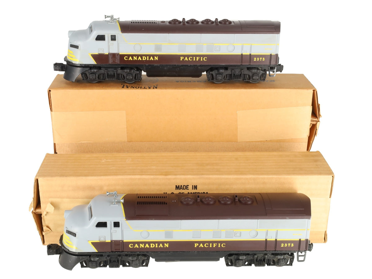 Lionel 2373 Vintage O Canadian Pacific F3 AA Diesel Locomotive Set EX