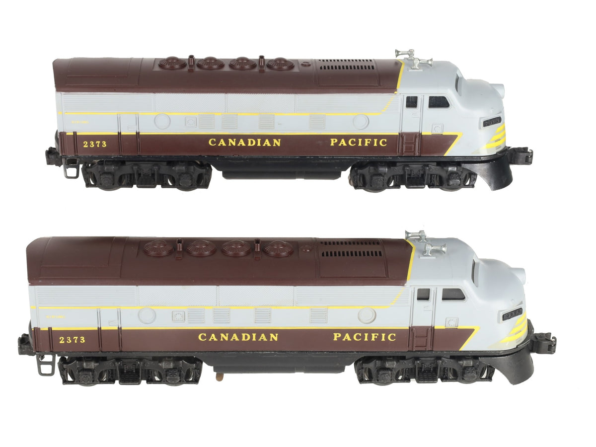 Lionel 2373 Vintage O Canadian Pacific F3 AA Diesel Locomotive Set EX