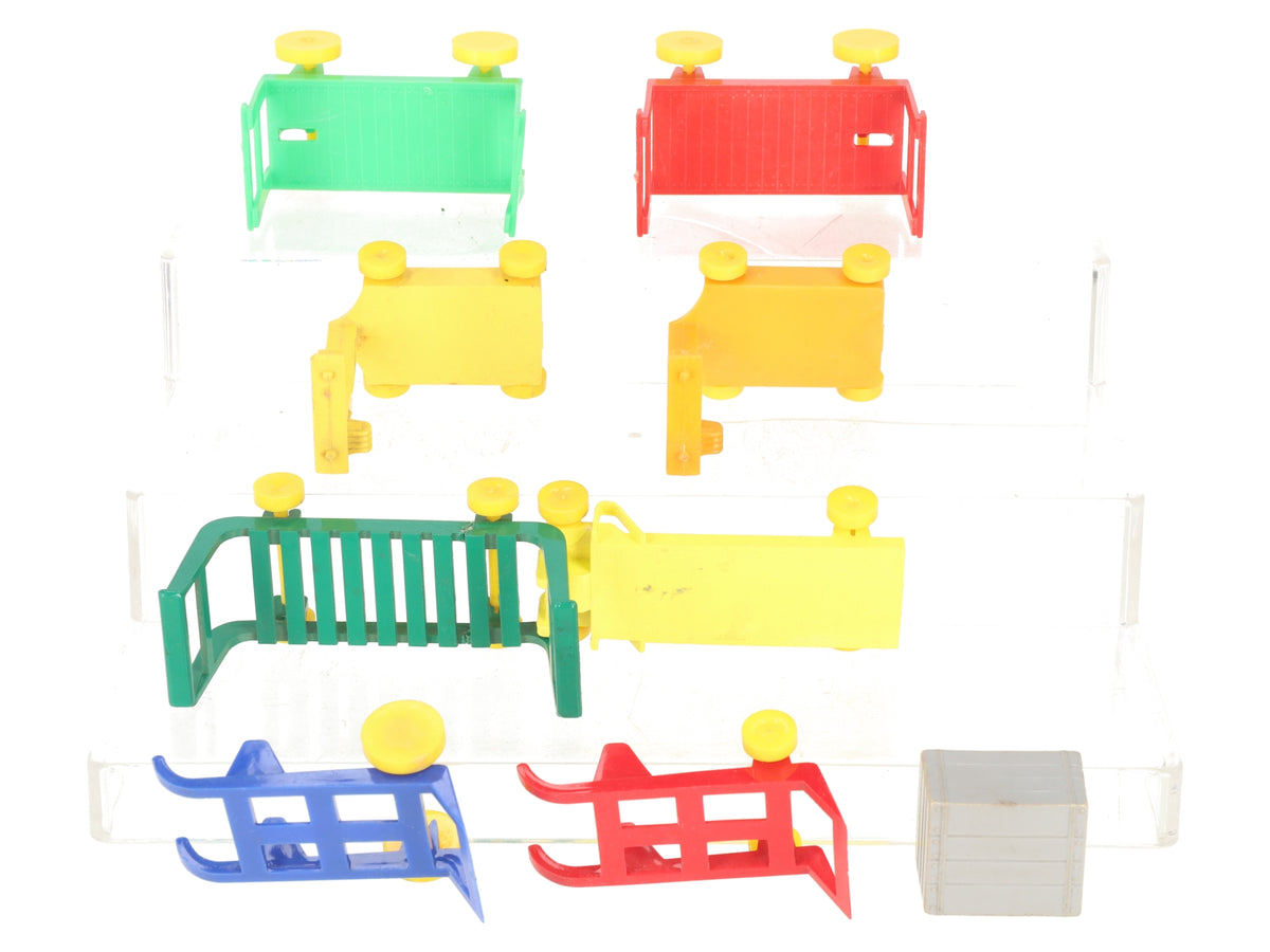 Marx Freight Terminal Accessories [8] EX