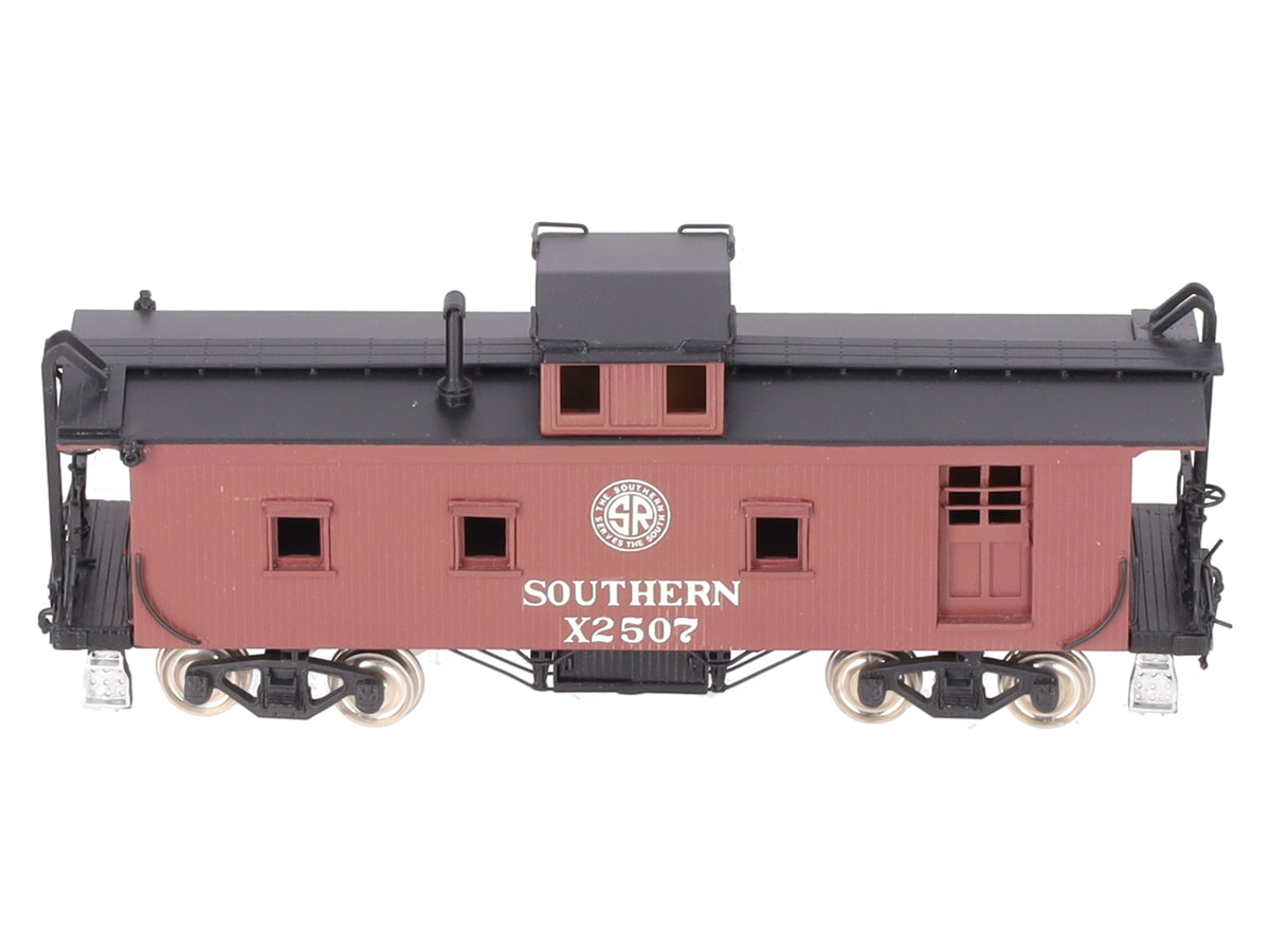 Pacific Fast Mail HO Brass Southern Railway Side Door Wood Caboose - painted/Box