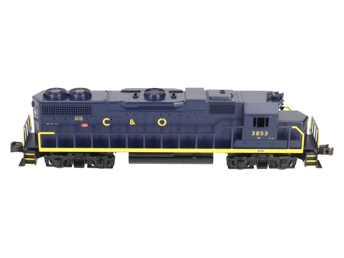 Williams GP38-203D O Gauge Chesapeake & Ohio GP-38 Dummy Diesel Locomotive #3853 EX/Box