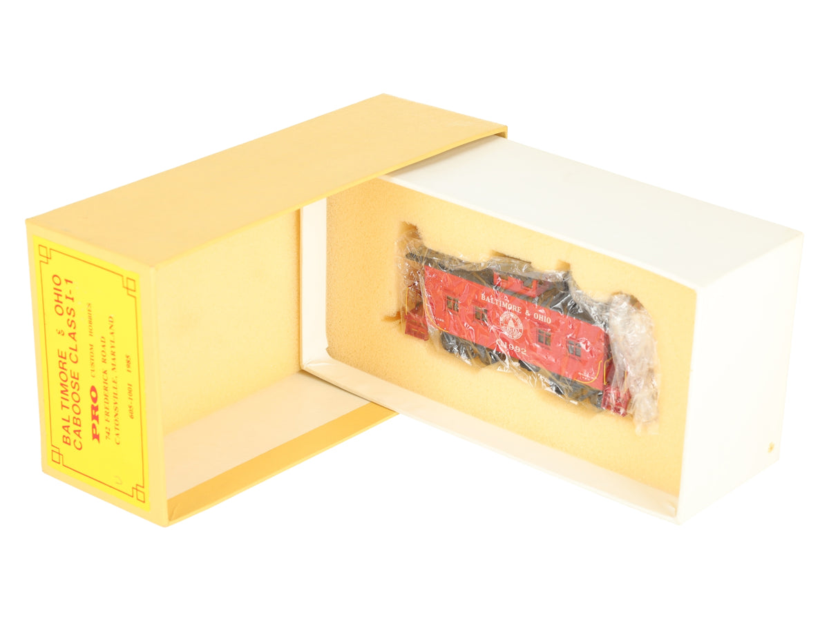 Pro Custom Hobbies HO Scale BRASS Baltimore & Ohio Caboose Class I-1- Painted/Box