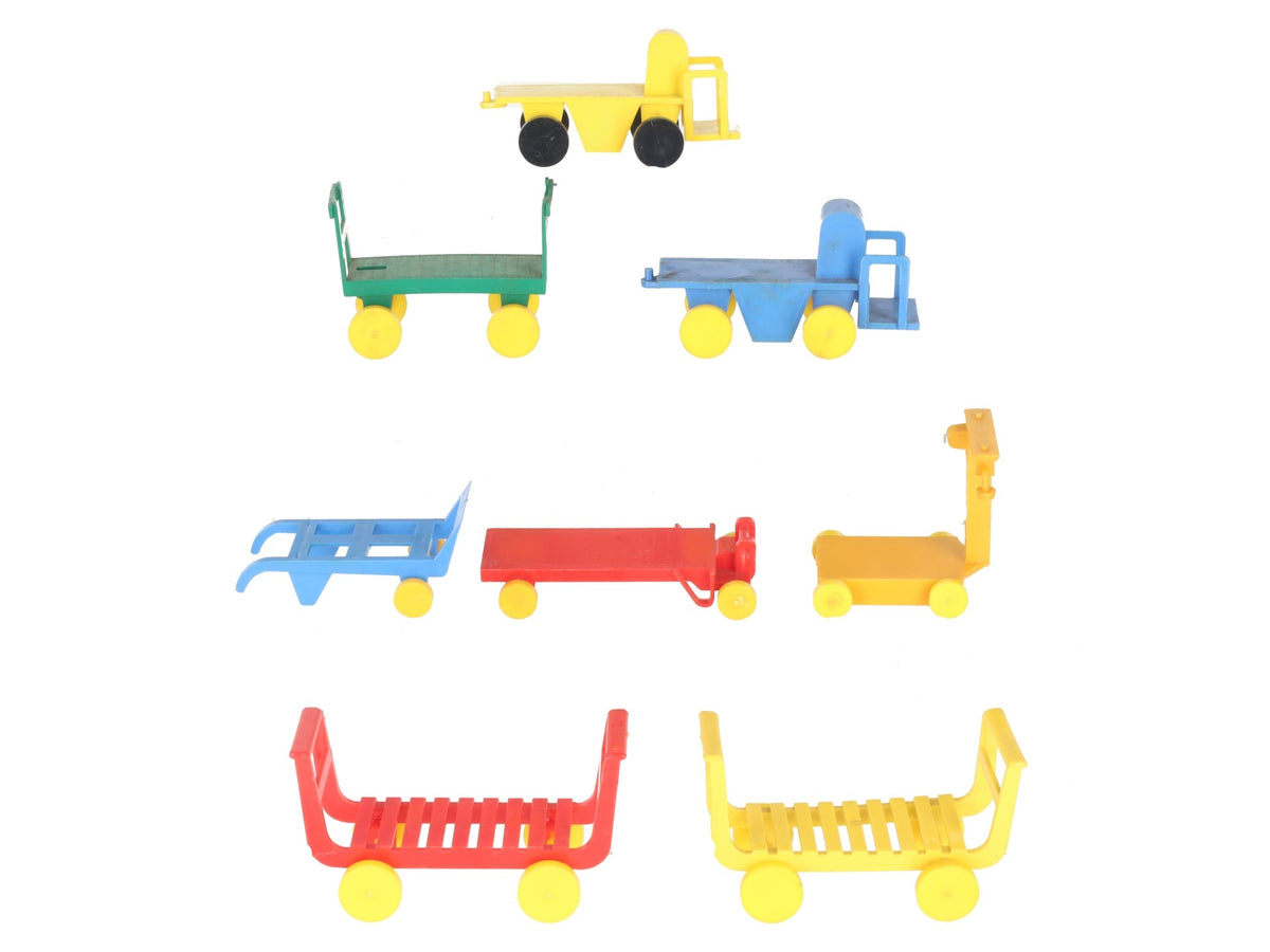 Marx Freight Terminal Accessories [8] EX