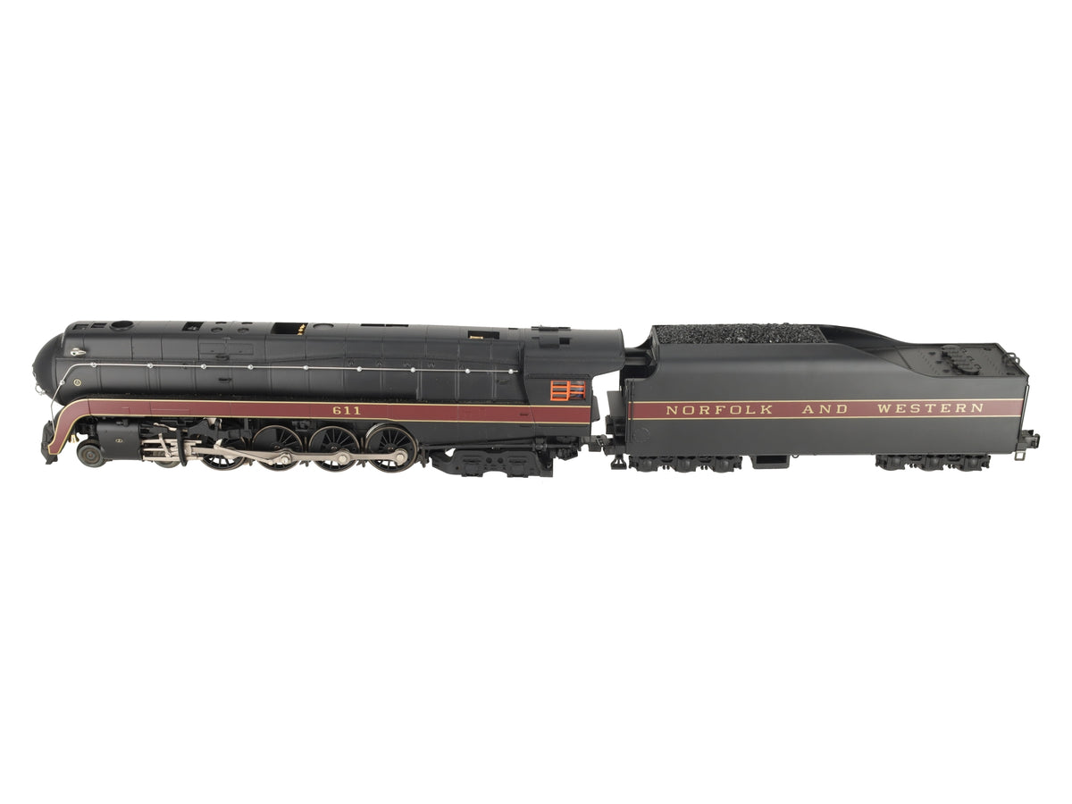 Lionel 6-38095 O Norfolk & Western 4-8-4 J-Class Steam Locomotive & Tender #611 EX/Box