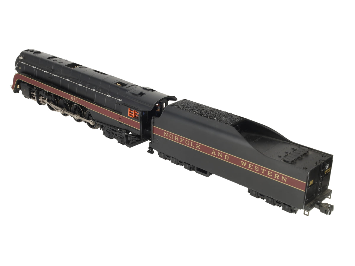 Lionel 6-38095 O Norfolk & Western 4-8-4 J-Class Steam Locomotive & Tender #611 EX/Box