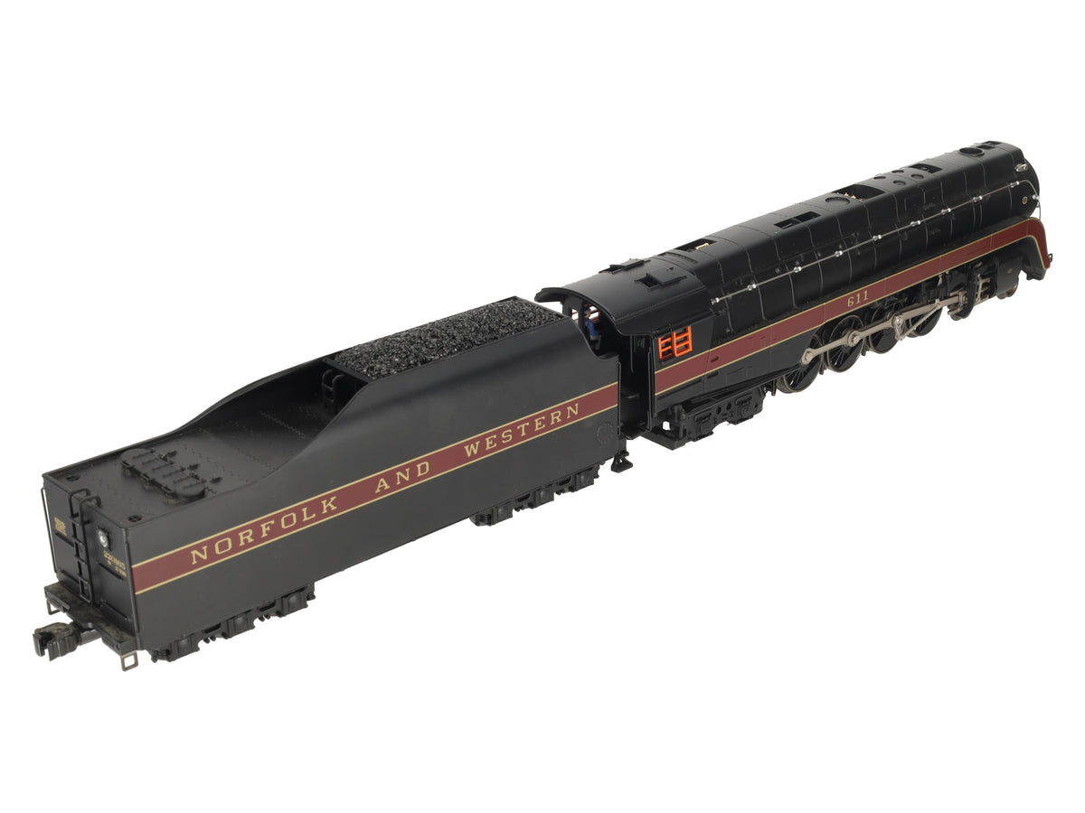 Lionel 6-38095 O Norfolk & Western 4-8-4 J-Class Steam Locomotive & Tender #611 EX/Box