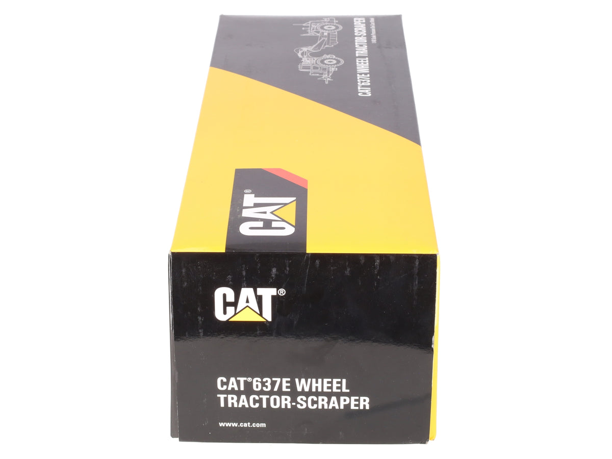 CCM 637E 1:48 Scale Diecast Wheel Tractor-Scraper EX/Box