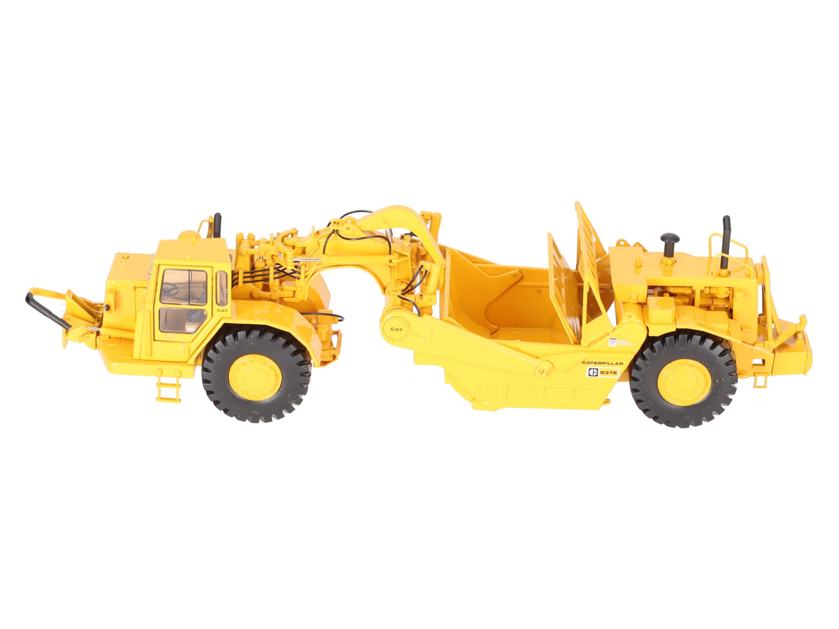 CCM 637E 1:48 Scale Diecast Wheel Tractor-Scraper EX/Box