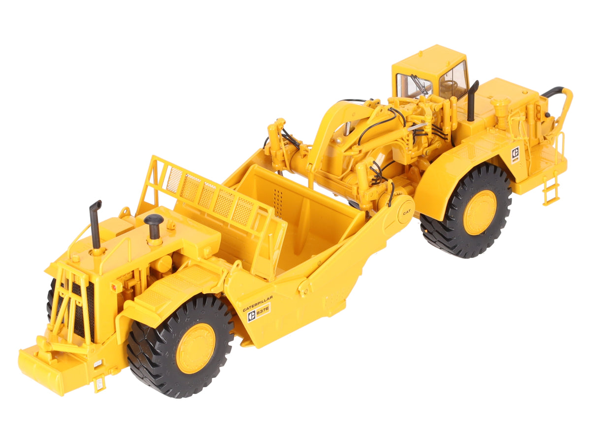 CCM 637E 1:48 Scale Diecast Wheel Tractor-Scraper EX/Box
